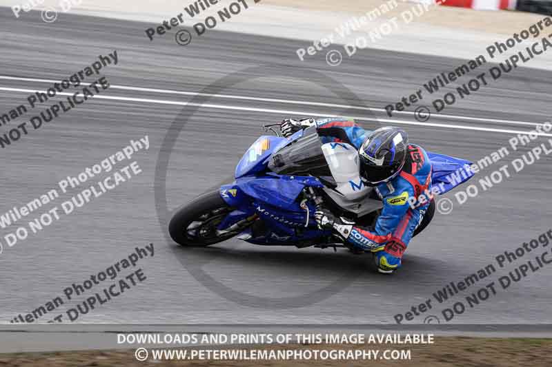 cadwell no limits trackday;cadwell park;cadwell park photographs;cadwell trackday photographs;enduro digital images;event digital images;eventdigitalimages;navarra;no limits trackdays;peter wileman photography;racing digital images;trackday digital images;trackday photos